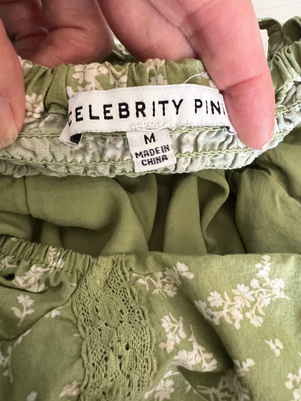 CELEBRITY PINK Boho Cottagecore Babydoll Abercrombie Size M Floral Crochet - Picture 4 of 5
